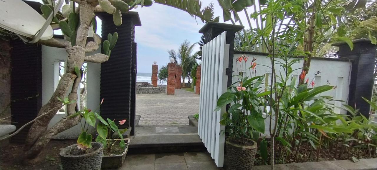 Sunsets At Sumbul Hotel Pulukan Luaran gambar
